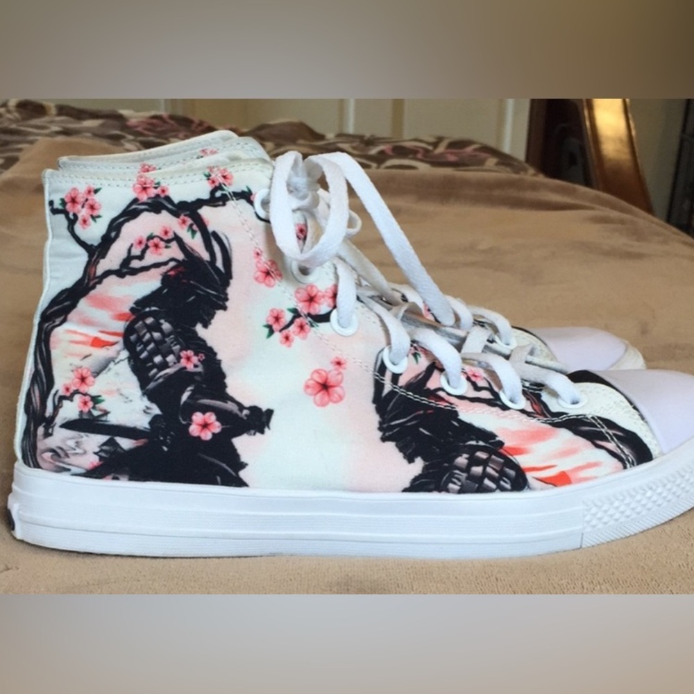 RAAD Shop HighTops Size 10